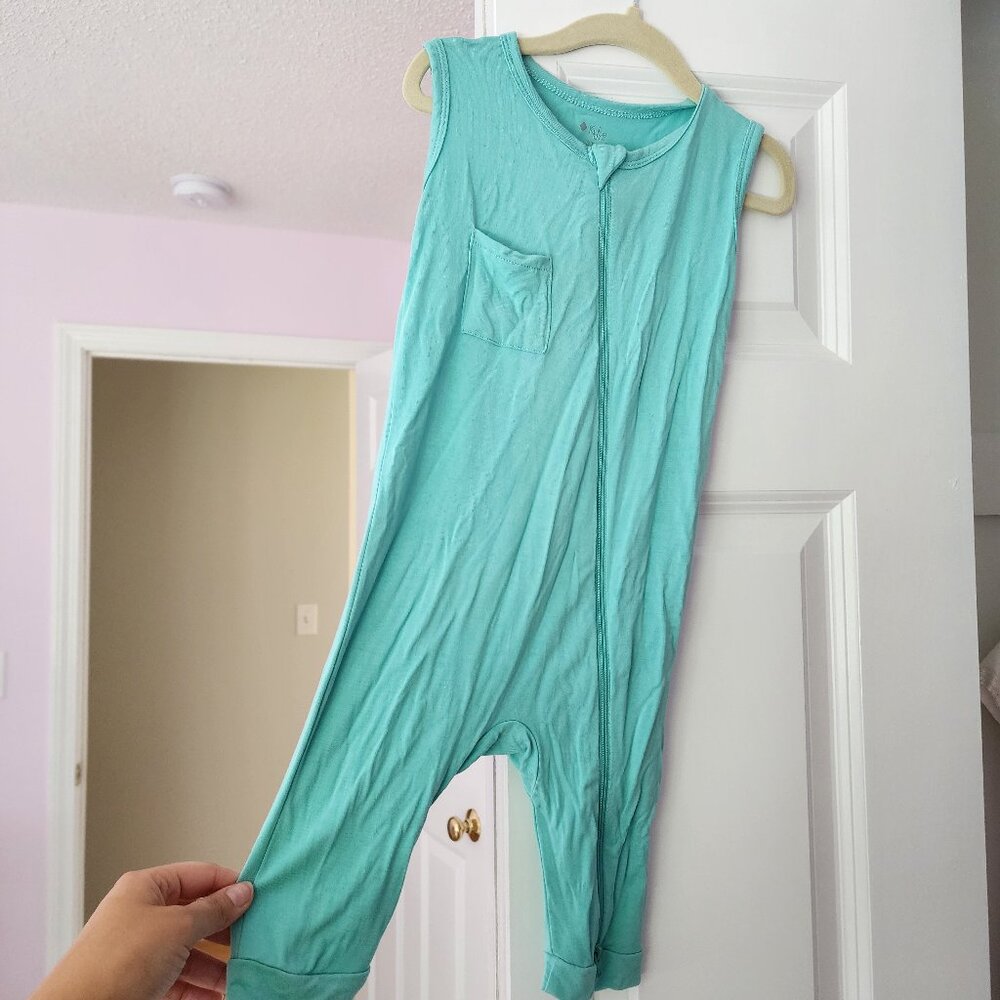 Kyte baby jade zipper romper 3T
